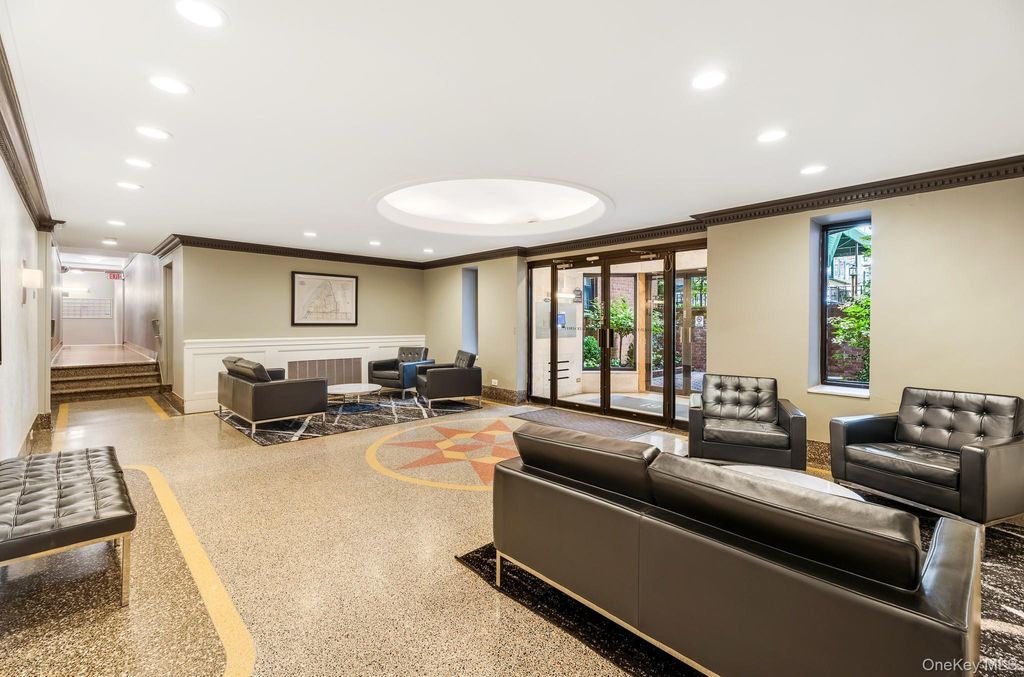 61 Oliver Street 4D, Brooklyn, NY 11209 — photo 4