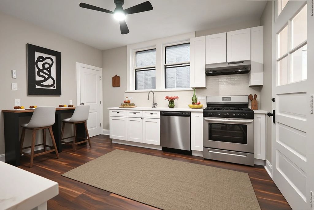 2619 W Farwell Avenue, Chicago, IL 60645 — photo 5