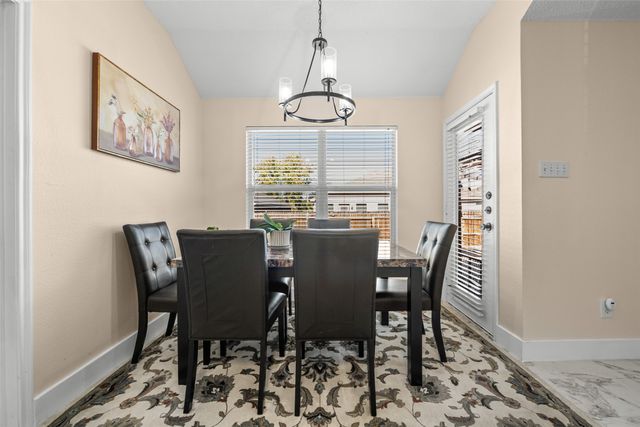 1424 Jacksons Run, Greenville, TX 75402