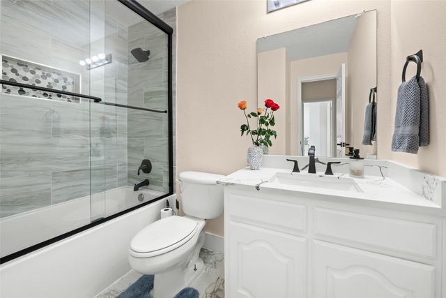 1424 Jacksons Run, Greenville, TX 75402