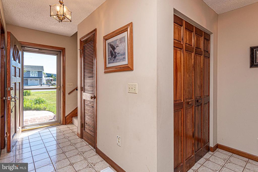 Image 109 of property listing at 16 EBB TIDE, Ocean Pines, MD 21811
