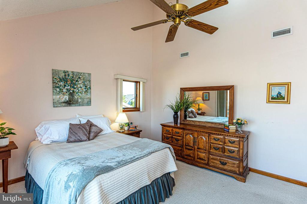 Image 20 of property listing at 16 EBB TIDE, Ocean Pines, MD 21811