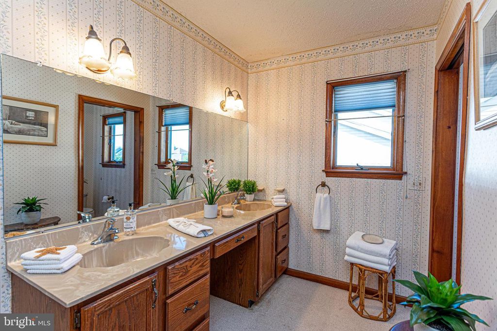 Image 27 of property listing at 16 EBB TIDE, Ocean Pines, MD 21811