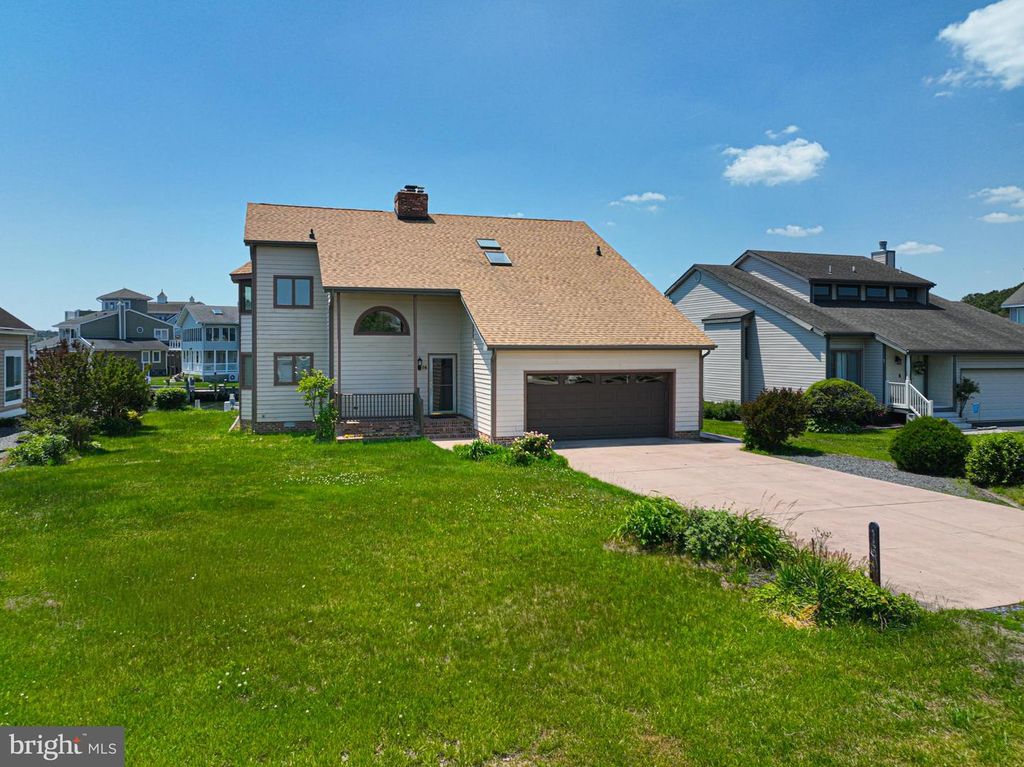 Image 4 of property listing at 16 EBB TIDE, Ocean Pines, MD 21811