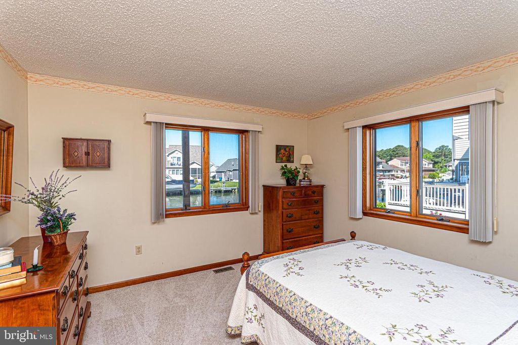 Image 76 of property listing at 16 EBB TIDE, Ocean Pines, MD 21811