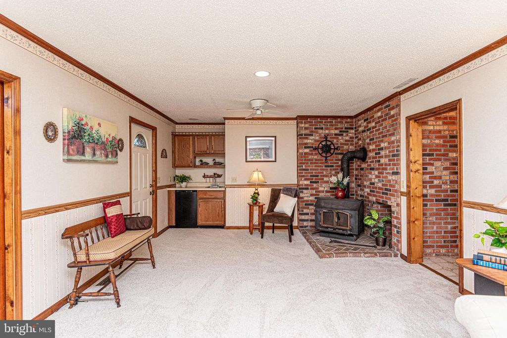 Image 94 of property listing at 16 EBB TIDE, Ocean Pines, MD 21811