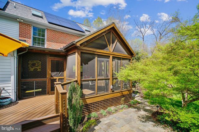 3271 HISTORY DR, Oakton, VA 22124