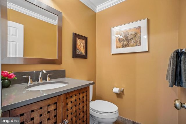 3271 HISTORY DR, Oakton, VA 22124