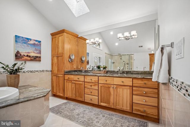 3271 HISTORY DR, Oakton, VA 22124