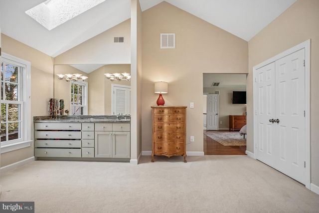 3271 HISTORY DR, Oakton, VA 22124