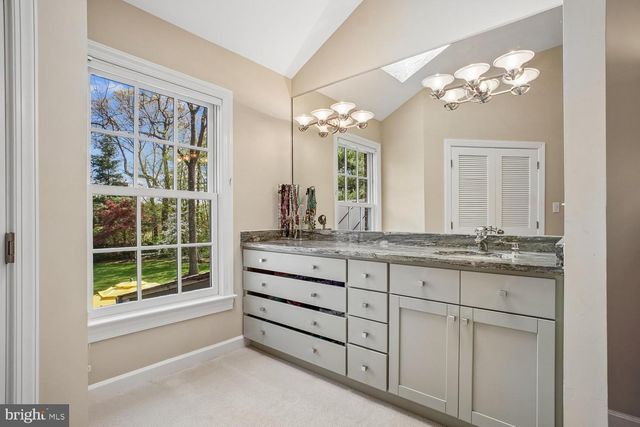 3271 HISTORY DR, Oakton, VA 22124