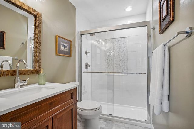 3271 HISTORY DR, Oakton, VA 22124