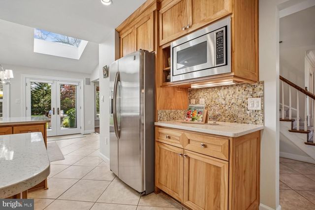 3271 HISTORY DR, Oakton, VA 22124