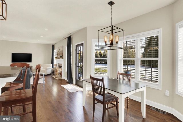 107 MONARCH LN, Mechanicsburg, PA 17050