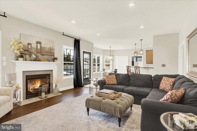 107 MONARCH LN, Mechanicsburg, PA 17050