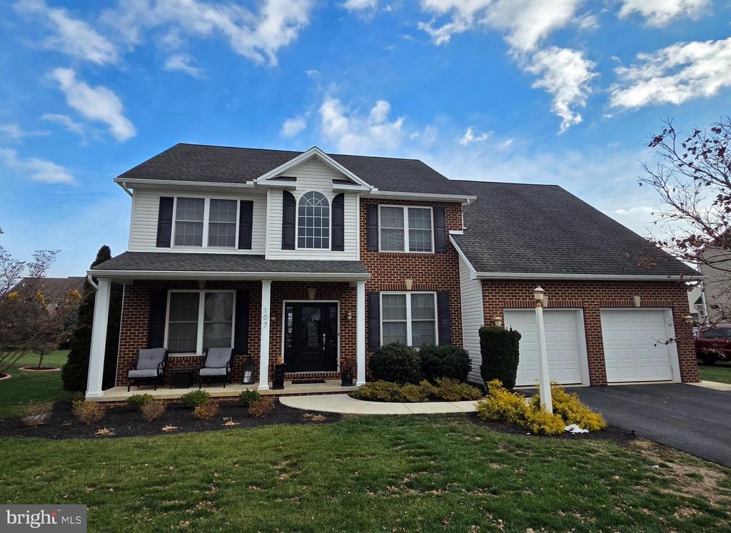 107 MONARCH LN, Mechanicsburg, PA 17050