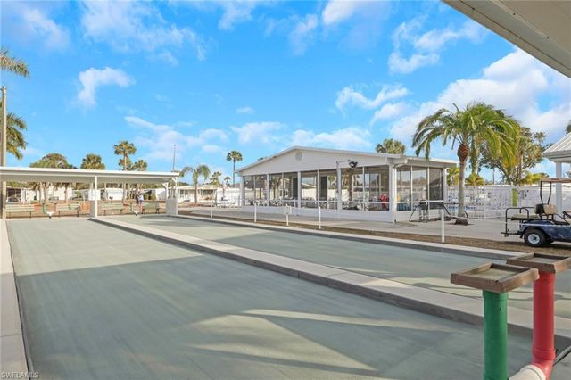 18 Carriage LN, North Fort Myers, FL 33917