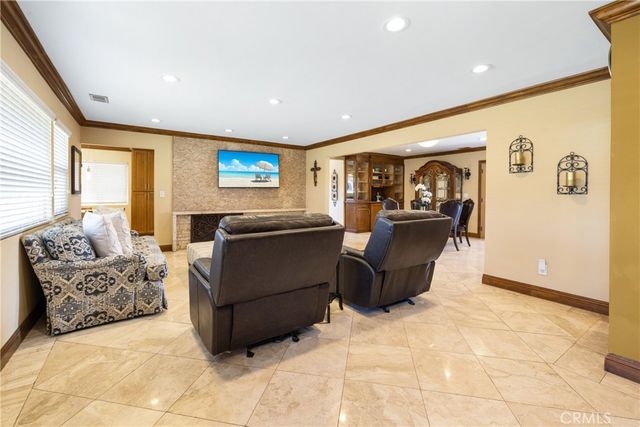 401 Holmwood Drive, Newport Beach, CA 92663