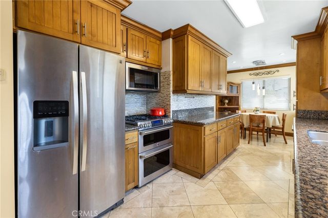 401 Holmwood Drive, Newport Beach, CA 92663