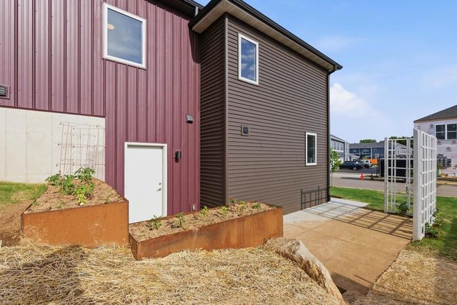 120 Boneset Avenue, Poynette, WI 53955