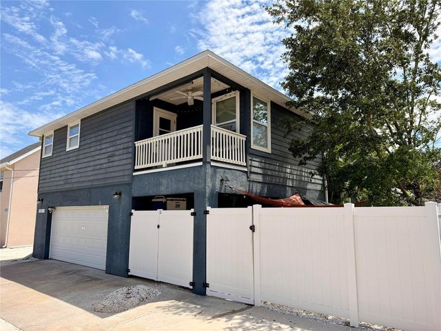 1028 5TH STREET N, St Petersburg, FL 33701