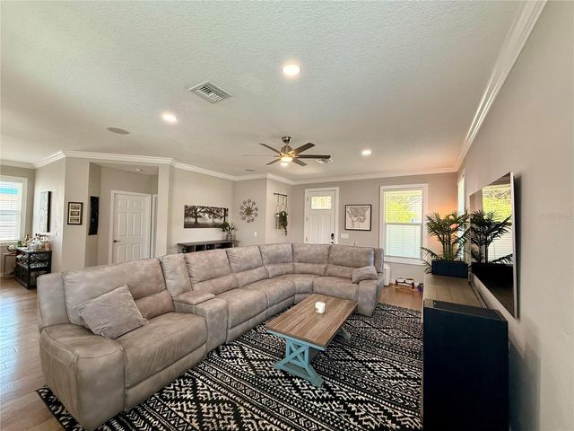 1028 5TH STREET N, St Petersburg, FL 33701