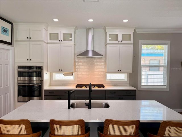 1028 5TH STREET N, St Petersburg, FL 33701