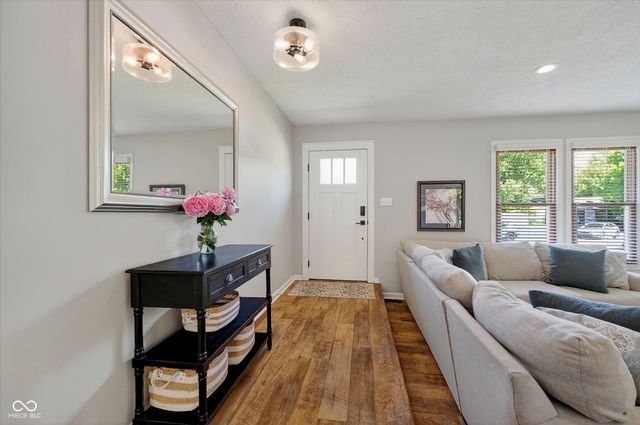 50 Granite Court, Carmel, IN 46032