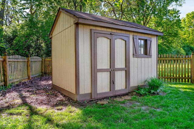 50 Granite Court, Carmel, IN 46032