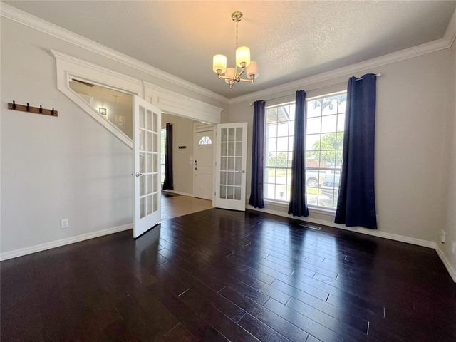 2812 Eaton Drive, Norman, OK 73072
