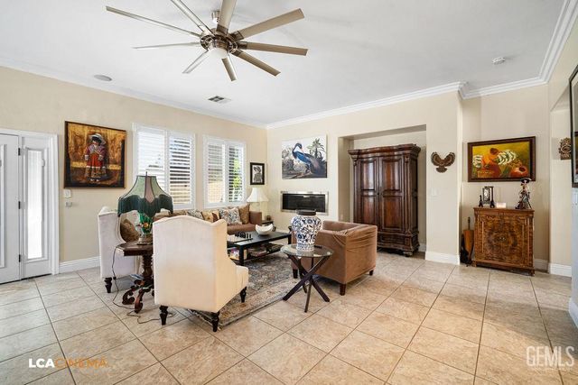 5110 Boulder Creek Place, Bakersfield, CA 93312