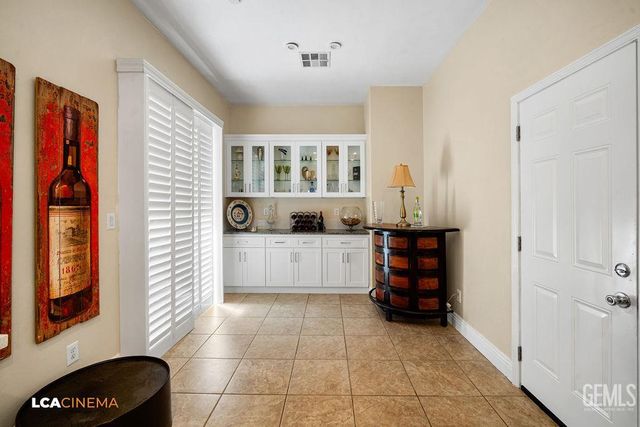 5110 Boulder Creek Place, Bakersfield, CA 93312