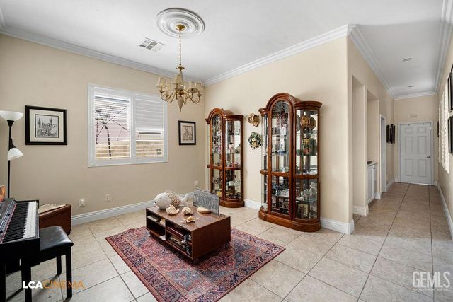 5110 Boulder Creek Place, Bakersfield, CA 93312