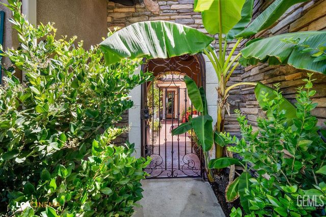 5110 Boulder Creek Place, Bakersfield, CA 93312