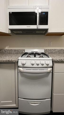 7827 MONTGOMERY AVE, Elkins Park, PA 19027