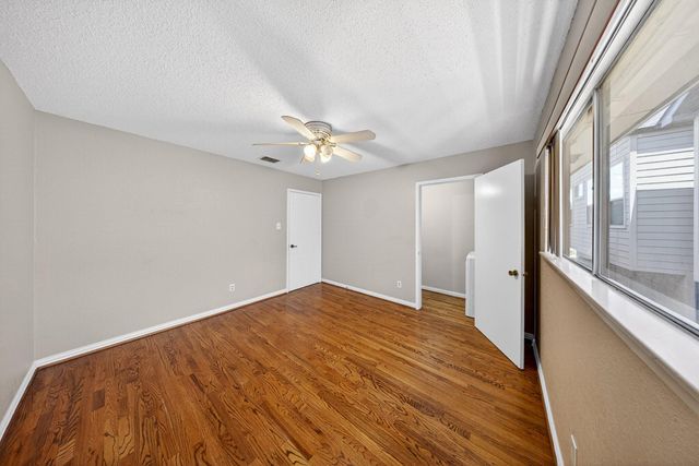 1715 Moritz Drive 4, Houston, TX 77055