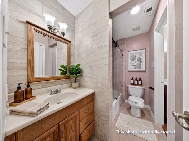 1715 Moritz Drive 4, Houston, TX 77055
