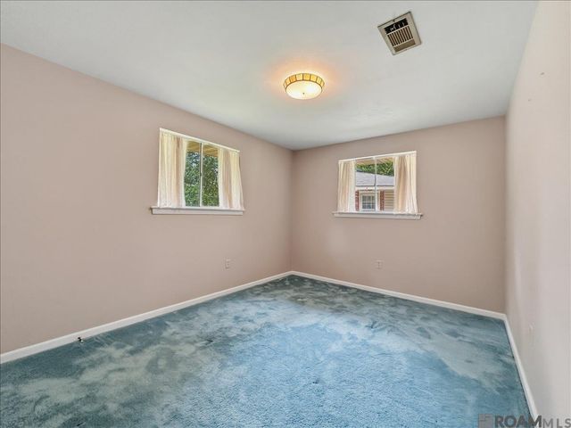 4034 N Maiden Dr, Baton Rouge, LA 70809