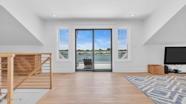 306 Fisk Avenue, Brielle, NJ 08730