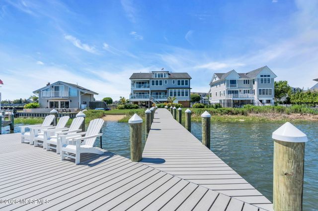 306 Fisk Avenue, Brielle, NJ 08730