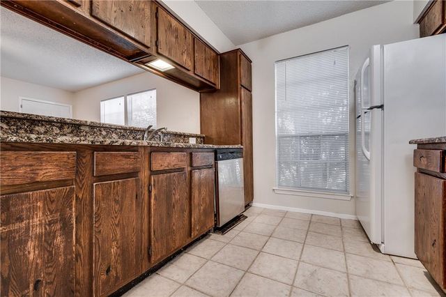 8801 Piney Point DR A, Austin, TX 78729