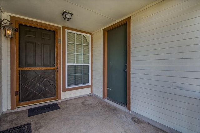 8801 Piney Point DR A, Austin, TX 78729