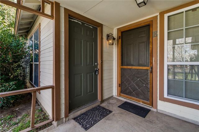 8801 Piney Point DR A, Austin, TX 78729