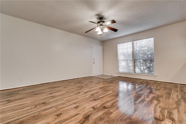 8801 Piney Point DR A, Austin, TX 78729