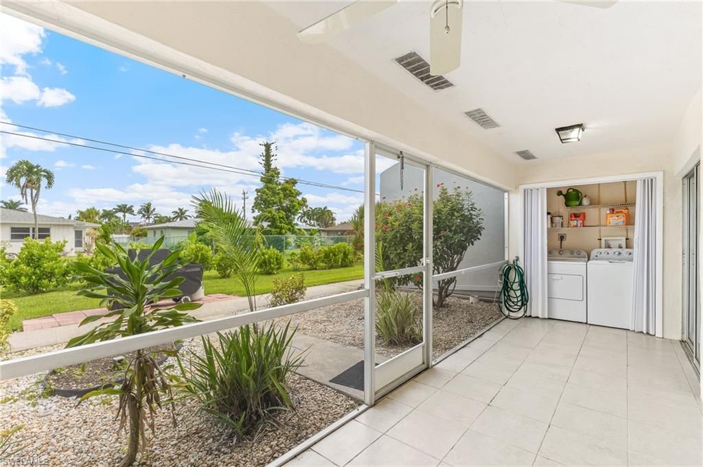 Image 13 of property listing at 309 Cape Coral PKWY W # 206, Cape Coral, FL 33914