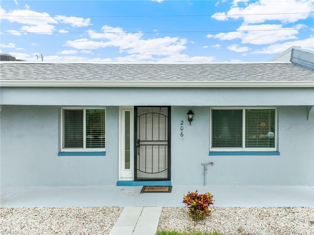 Image 14 of property listing at 309 Cape Coral PKWY W # 206, Cape Coral, FL 33914