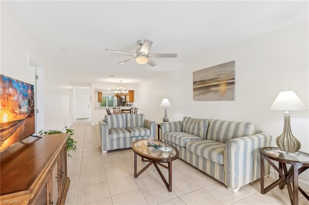 Image 4 of property listing at 309 Cape Coral PKWY W # 206, Cape Coral, FL 33914