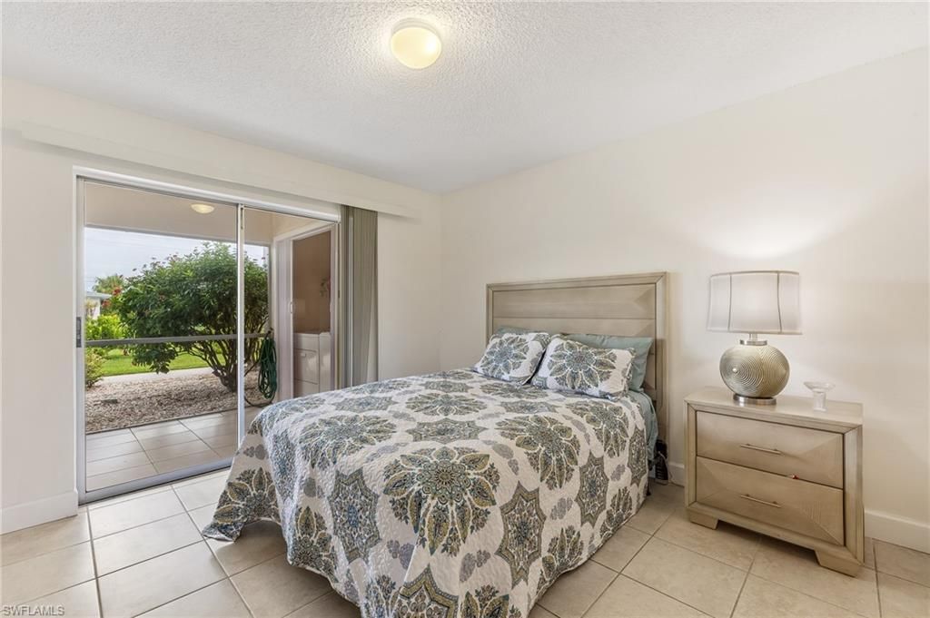 Image 9 of property listing at 309 Cape Coral PKWY W # 206, Cape Coral, FL 33914