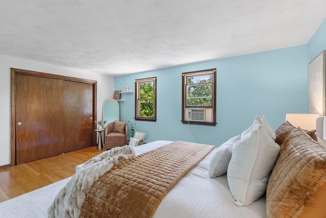 70 Crescent Lane, Malden, MA 02148