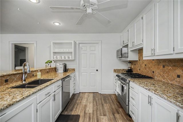 14396 Point Virgo Road, Rogers, AR 72756